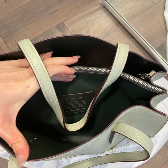 coach light green tote - Picture 2 of 3